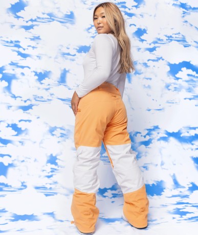 Przejdź do produktu Spodnie Roxy WMS Chloe Kim Woodrose Orange /2024