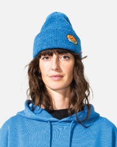 Bataleon-2Way-Beanie-2025-Bataleon-Snowboards_-product-image-2025-snowboarding-apparel-4_095a2d06-ec6a-4abc-a6de-1f83a78741d2.jpg