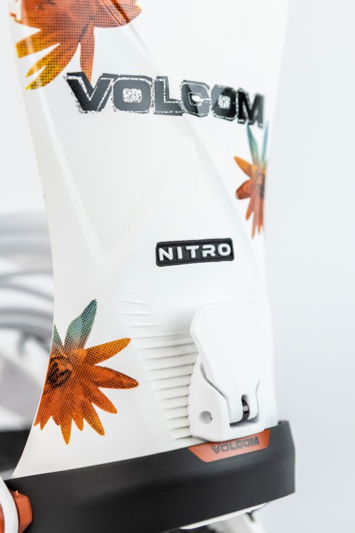 836511-003_Phantom_Nitro-X-Volcom_Detail-3.jpg