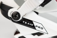 836512-002_Team-Pro_White_Detail-2-2000x1334-13b5f176-35a3-4e41-b27c-3a9553934953.jpg