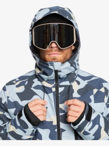 eqytj03478_quiksilver,w_sef3_frt3.jpg