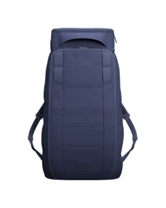 Hugger_2030L_20Blue_20Hour04.png