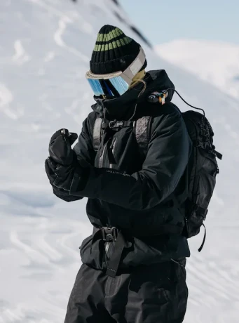 Przejdź do produktu Kurtka Burton WMS Embark GORE Black /2025