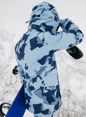 Przejdź do produktu Kurtka Burton AK WMS Upshift Geocamo /2024