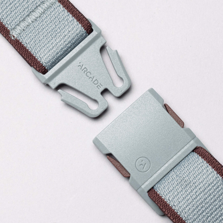 CartoSlim-CloudBurgundy-UA-NRSEC(3).png