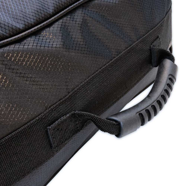 they_see_me_rollin_boardbag_clov(4).png
