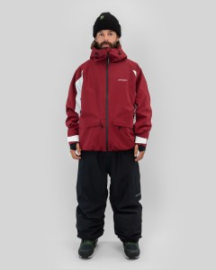 587_6a4a3b3dbd-bmaw25-nostalgia-jacket-red-full-ulrik-web-2400.jpg
