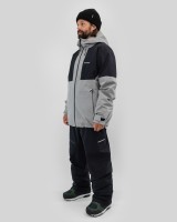 593_14bbfd5704-bmaw25-fullzip-grey-full45-ulrik-web-2400.jpg