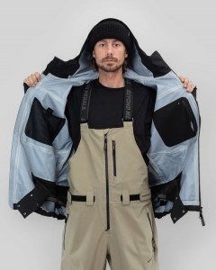 599_d2535ea8ff-bmaw25-protech-black-inside-kevin-web-2400.jpg