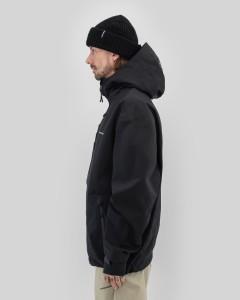 599_63d00a381a-bmaw25-protech-black-side-kevin-web-2400.jpg