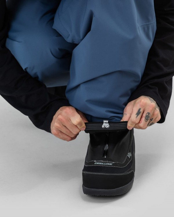 586_a72636798c-bmaw25-nostalgia-pants-blue-snowlock-kevin-web-2400.jpg