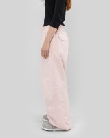 584_f7ac368941-bmaw25-parkpants-pink-side-solvej-web-2400.jpg