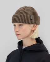 563_d4b175d7e4-bmaw25-short-beanie-brown-woman-45-2400.jpg