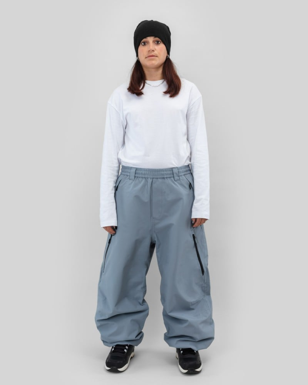 620_93372eb29d-bmaw25-parkpants.png