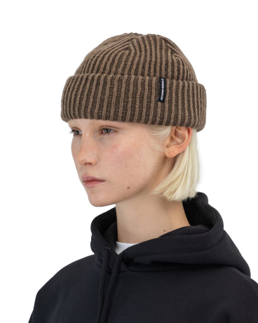 Przejdź do produktu Czapka Beyond Medals Short Beanie Brown /2026