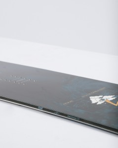 2627_SNOWBOARD_STALE-CREWZER_SIDEWALL.jpg