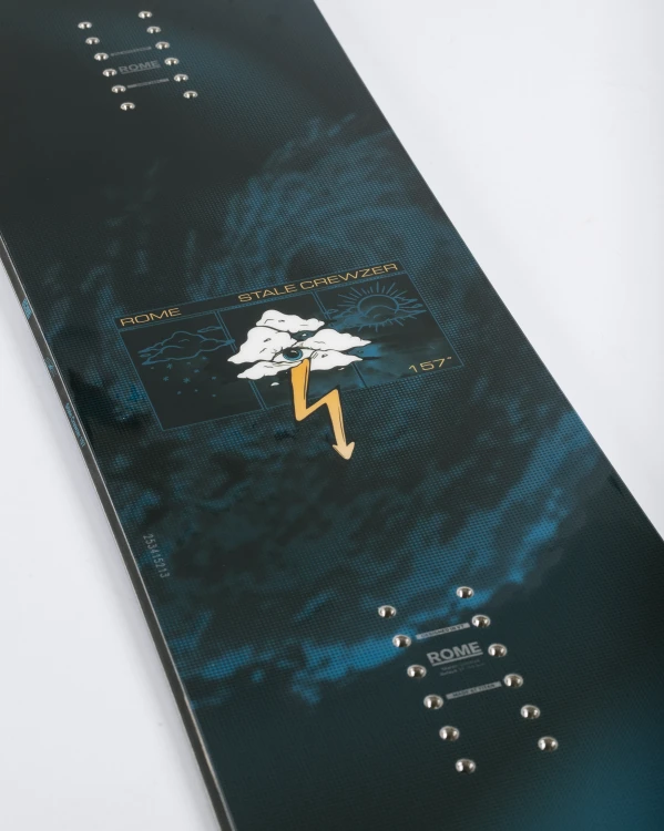 2627_SNOWBOARD_STALE-CREWZER_ART.jpg