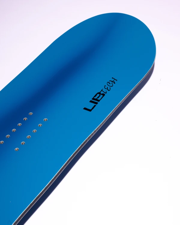 lib-fw26-skatebanana-nose.jpg