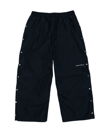 Przejdź do produktu Spodnie Beyond Medals Park SDB Black /2027