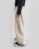BMAW26-park-pants-beige-side-Kevin-web.jpg
